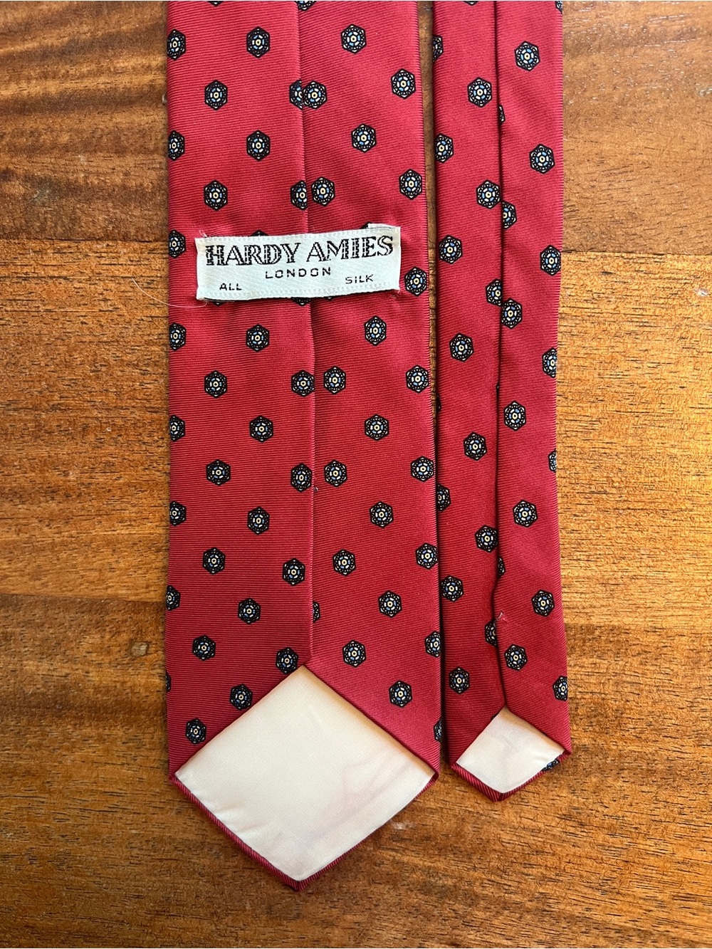 Hardy Amies Men's Woven Silk Pointed Tie Red Black White Geometric Pattern